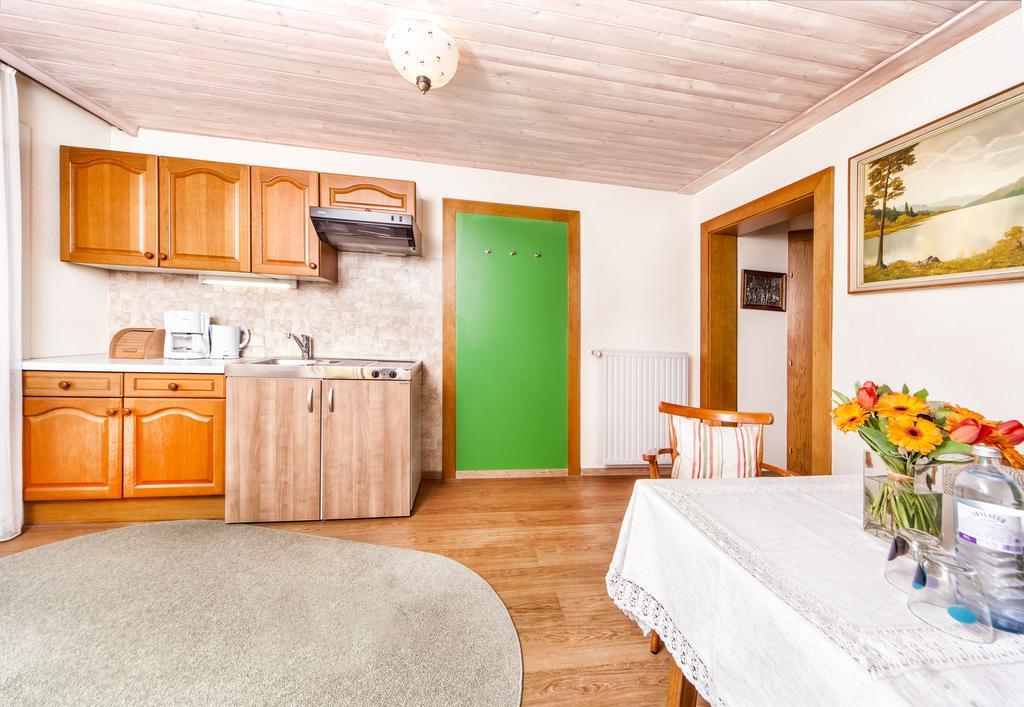 Kraners Alpenhof Bio Bed And Breakfast Pension Вайсензе Екстер'єр фото